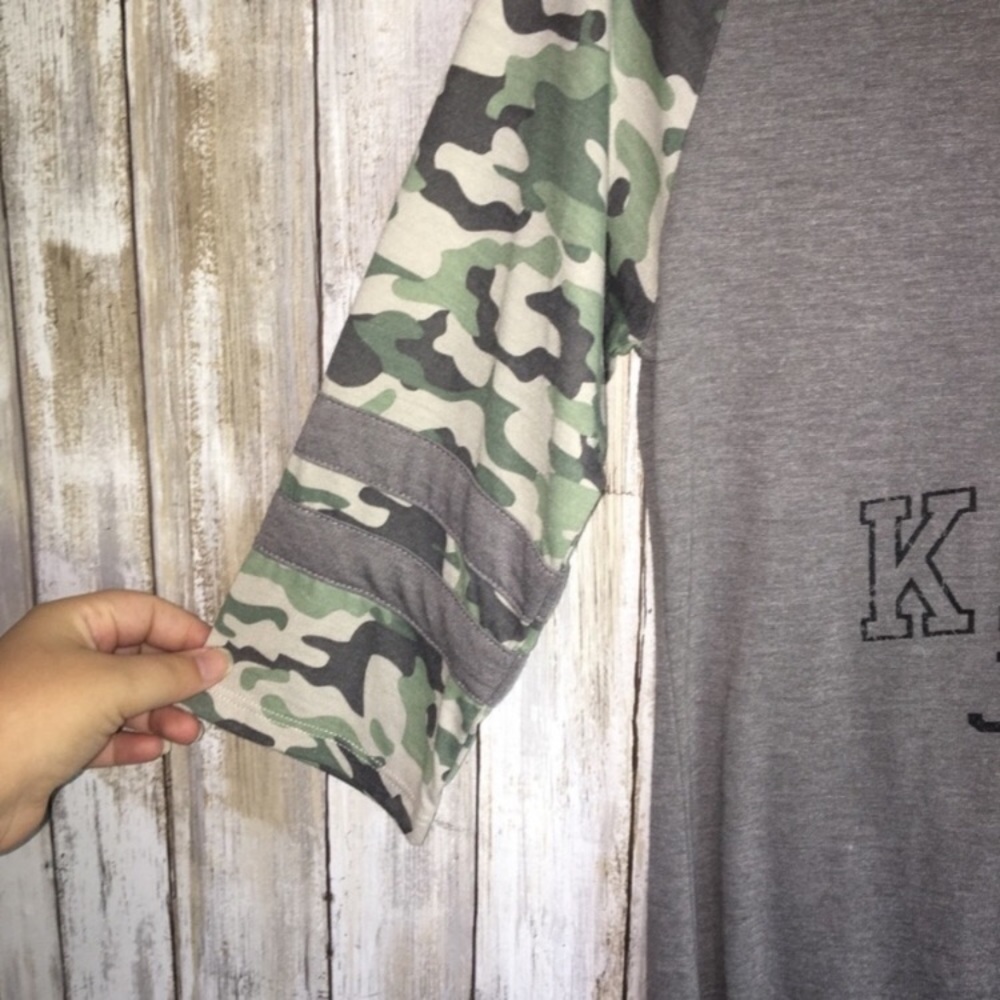 Kansas Jayhawks Camo Raglan Tee Women’s Small NWT KU Game Day Shirt - Picture 3 of 5